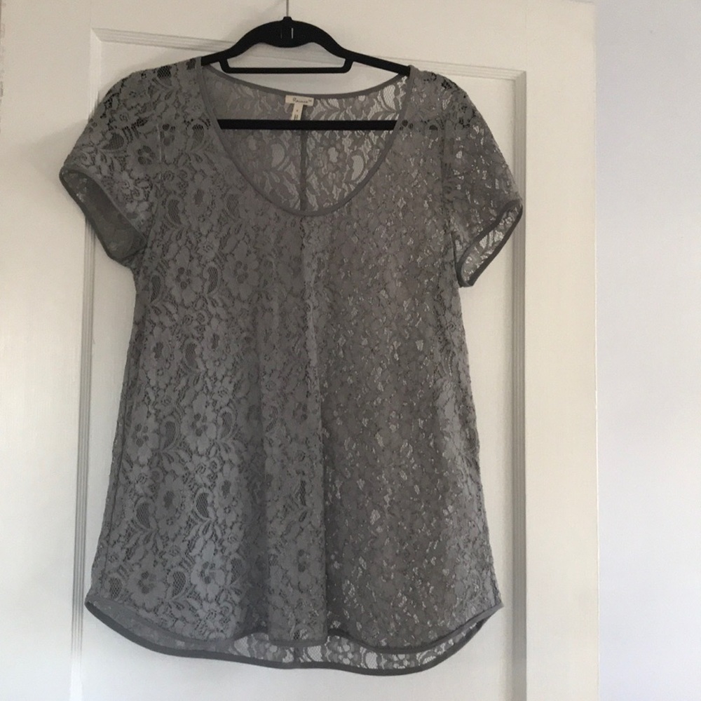 Lacy grey tee by Flounce